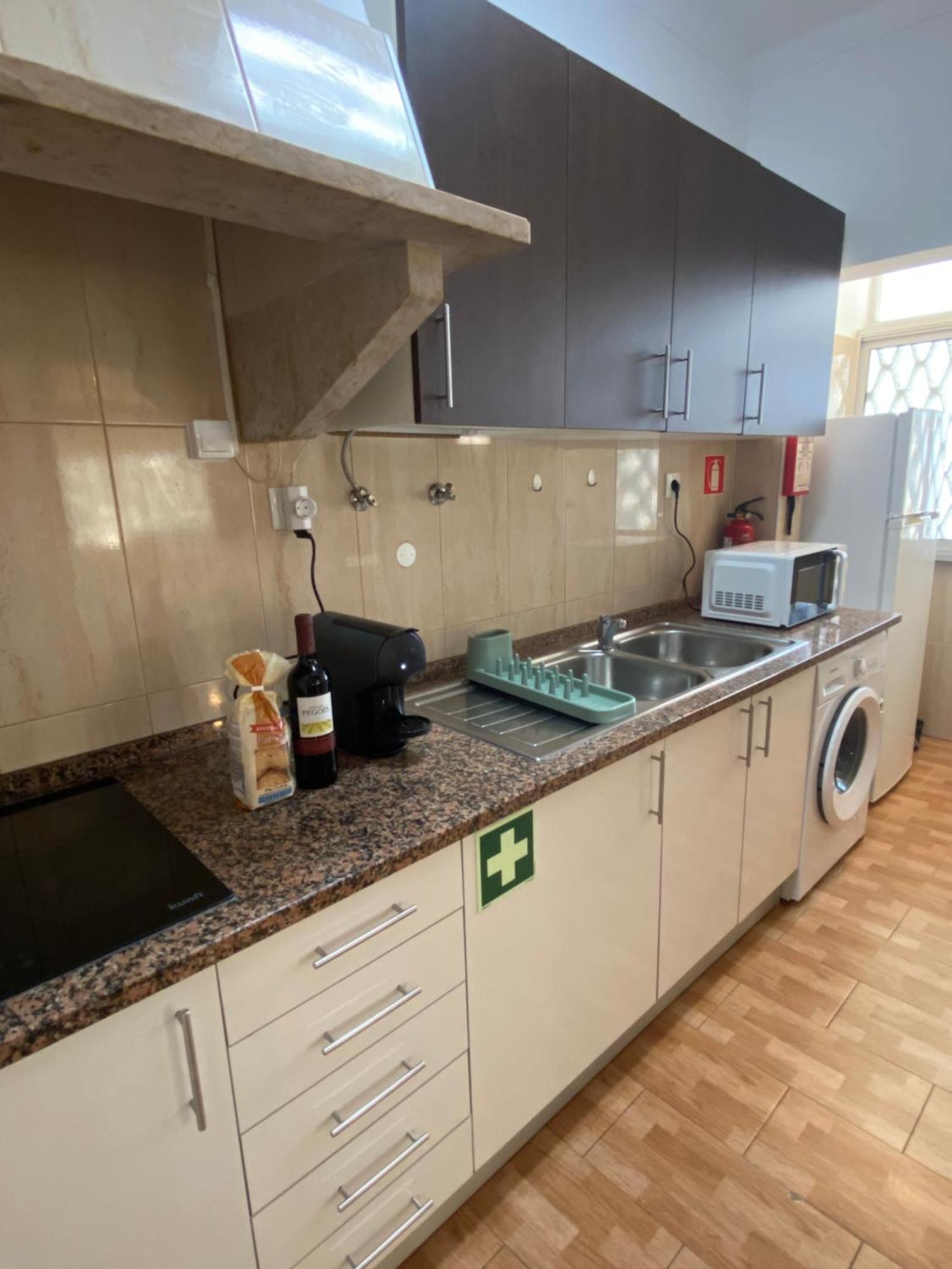 Almada Central Apartment エクステリア 写真